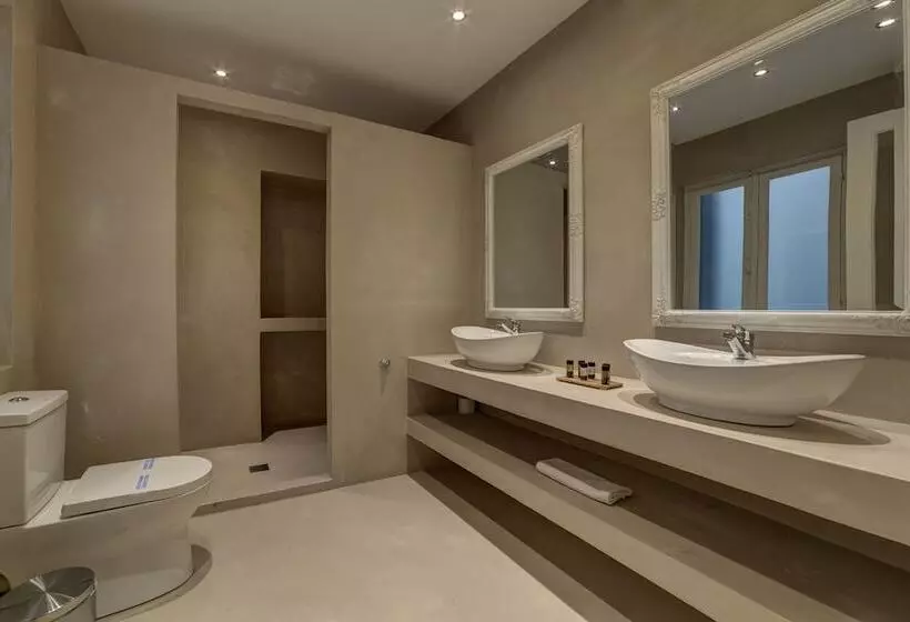 Fotos del hotel Home And Poetry:  24