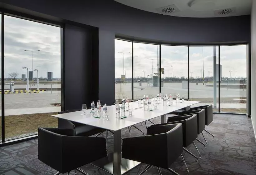 Fotos del hotel Ibis Styles Budapest Airport:  12