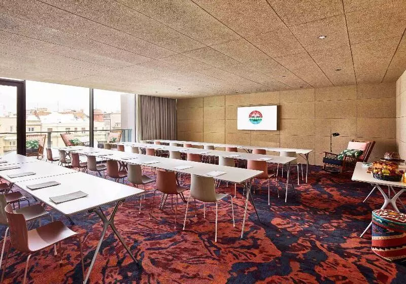 Fotos del hotel Mama Shelter Belgrade:  5