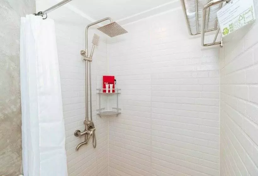 Fotos del hotel Reddoorz Plus @ Boni Avenue Mandaluyong:  20