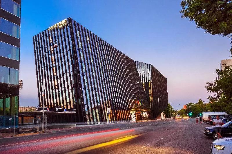 Fotos del hotel Courtyard By Marriott Vilnius City Center:  10