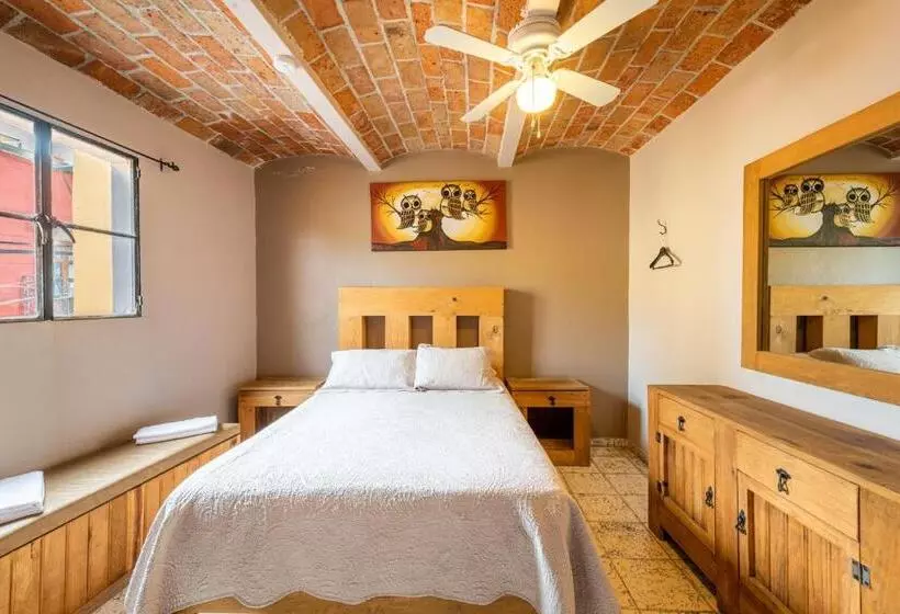 Fotos del hotel Meson Del Conde:  17