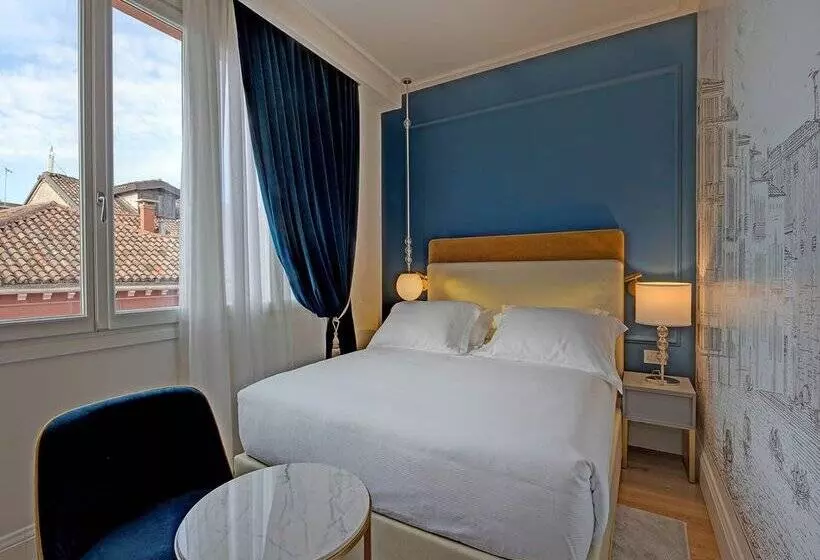 Fotos del hotel H10 Palazzo Canova:  7