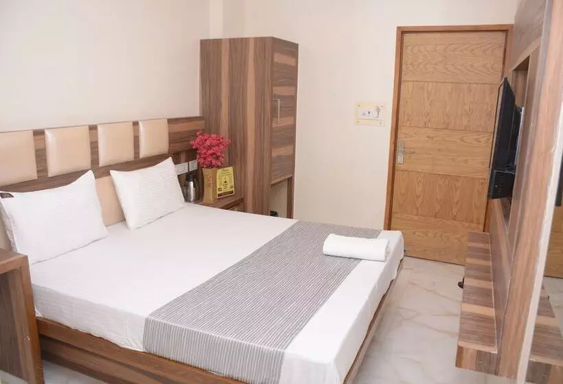 Fotos del hotel Golden Oasis - A Well Hygiene Property:  15
