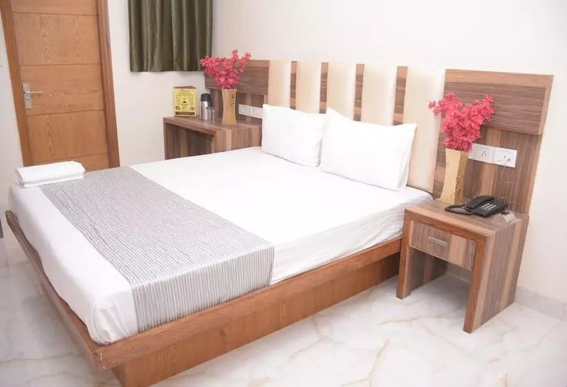 Fotos del hotel Golden Oasis - A Well Hygiene Property:  17
