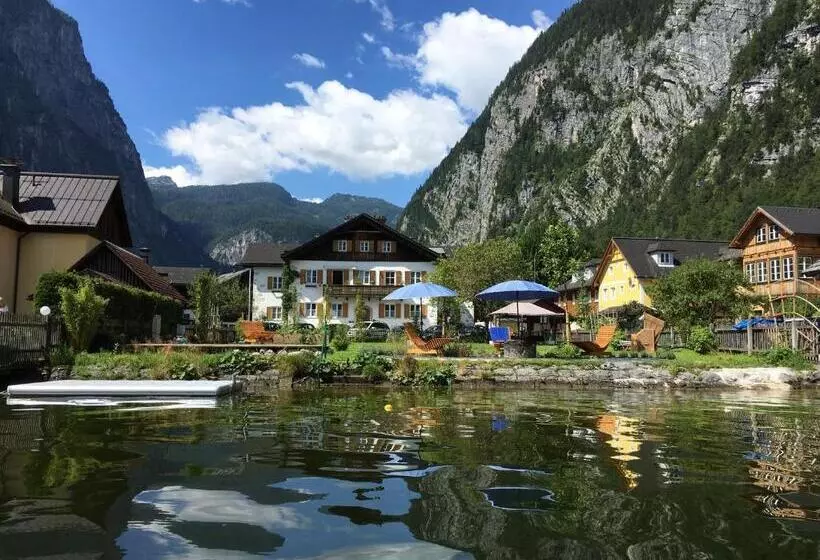 Hallstatt Hideaway  Adults Only
