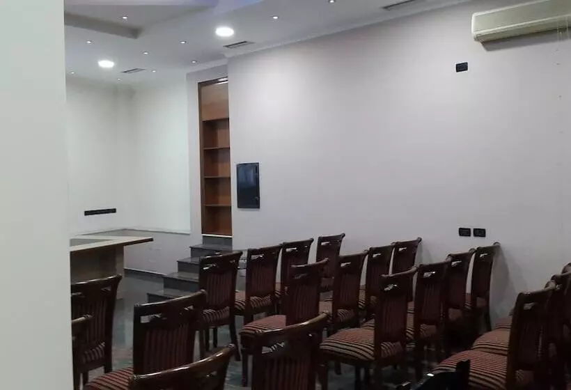 Fotos del hotel International:  3