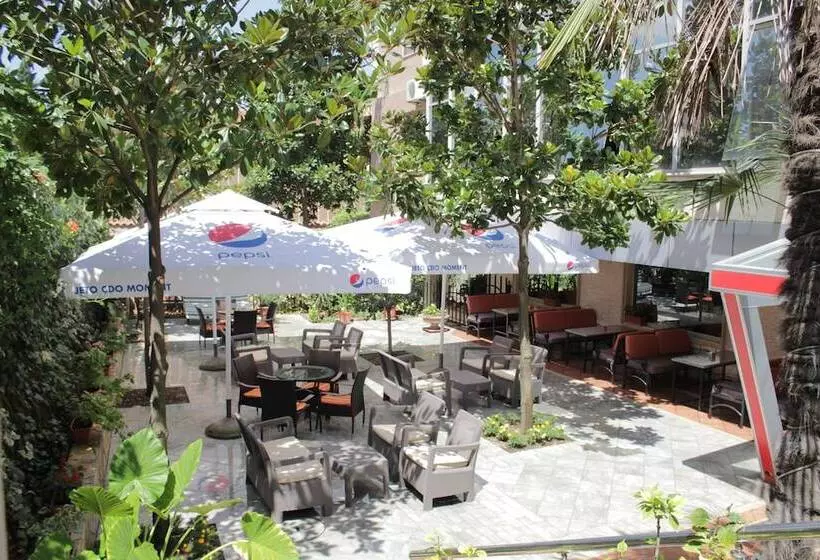 Fotos del hotel International:  4