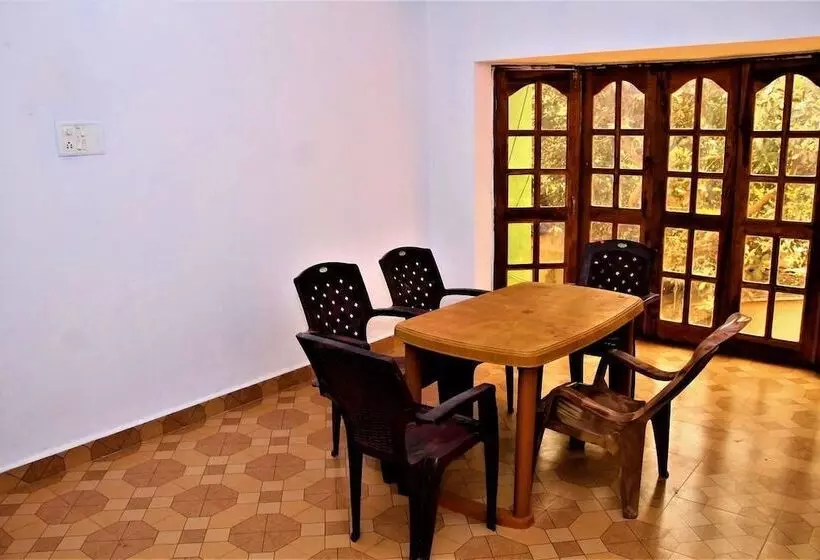 Fotos del hotel Fig Fin Beach Resort:  9
