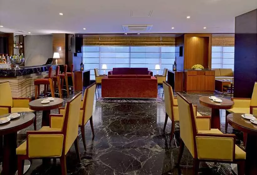 Fotos del hotel Golden Sarovar Portico:  13