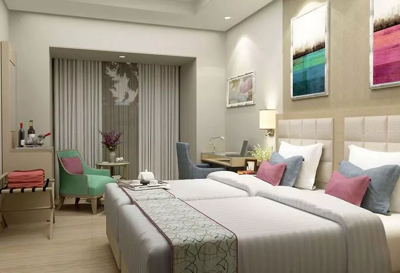 Fotos del hotel Golden Sarovar Portico:  15
