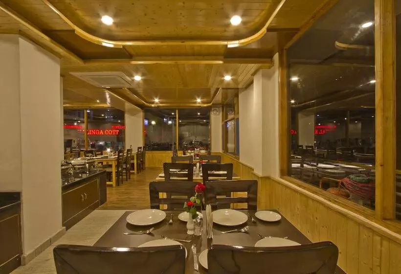 Fotos del hotel Sarthak Regency:  4
