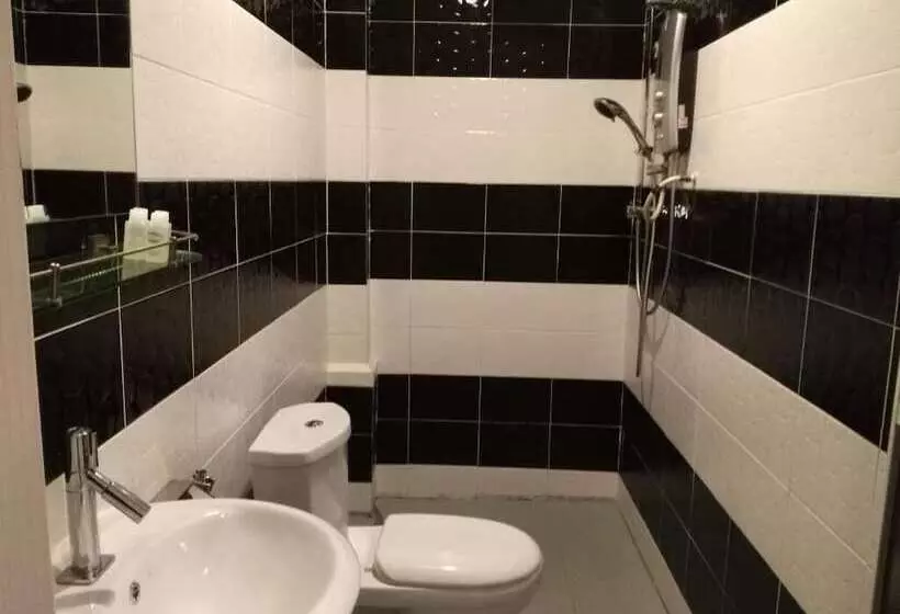 Fotos del hotel T Jalan Tar:  9