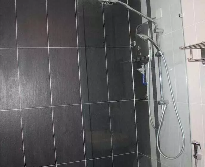 Fotos del hotel T Jalan Tar:  13