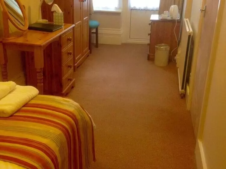Fotos del hotel By The Sea Bed And Breakfast:  15