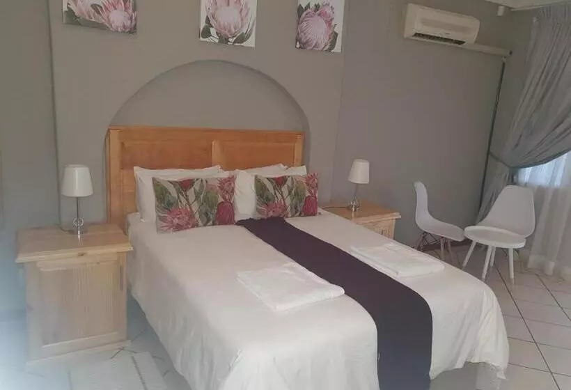 Fotos del hotel Emoyeni Lodge:  19