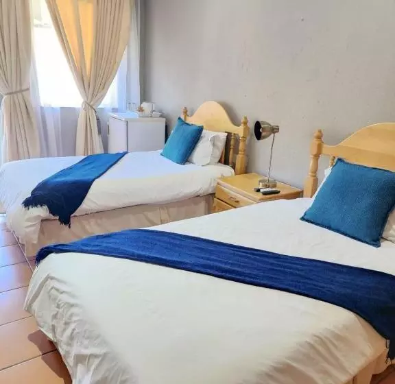 Fotos del hotel Emoyeni Lodge:  24