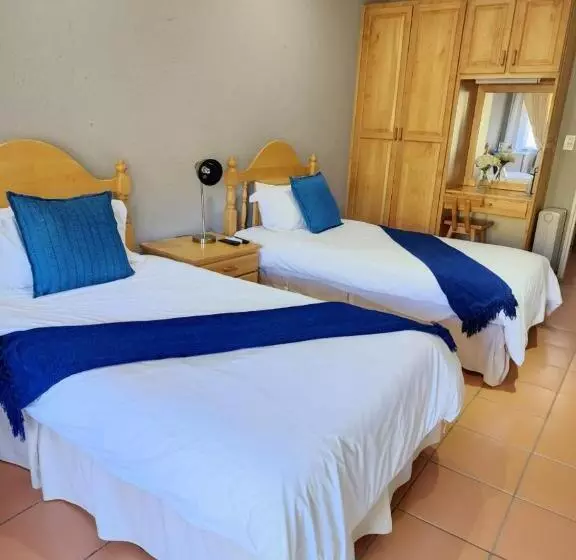 Fotos del hotel Emoyeni Lodge:  23