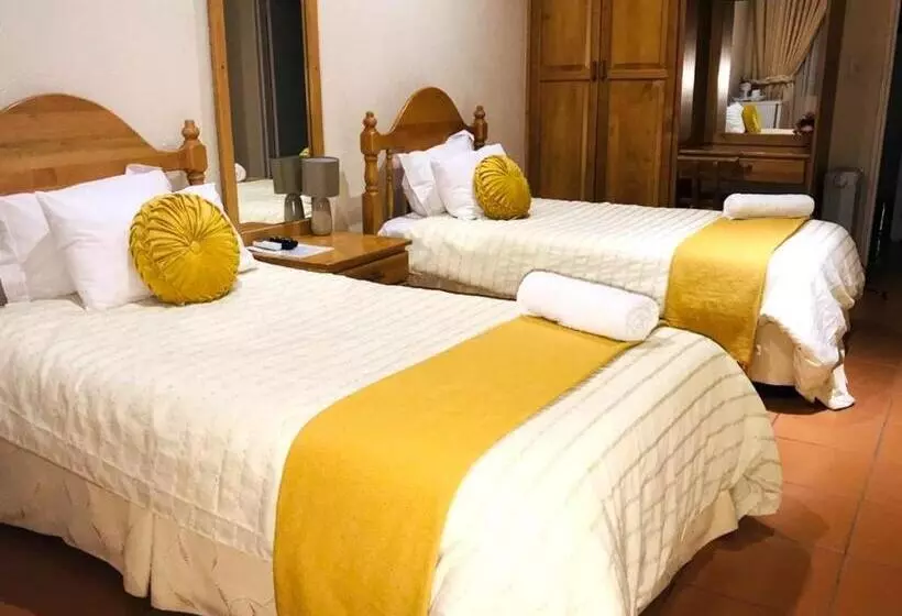 Fotos del hotel Emoyeni Lodge:  16