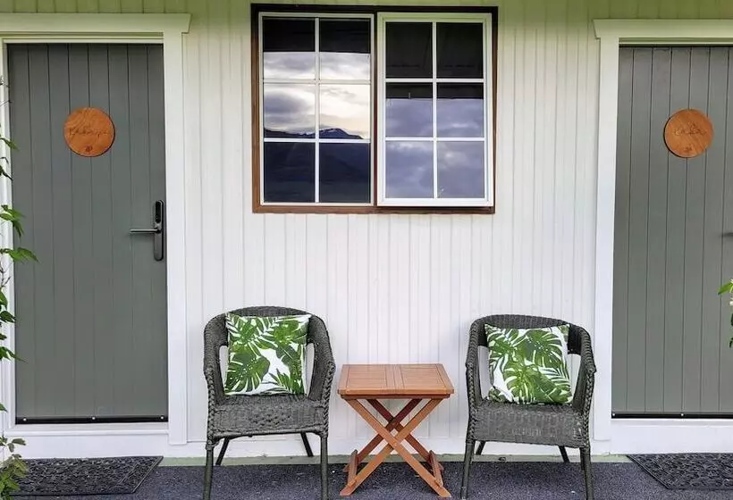 Fotos del hotel Kinloch Lodge - Backpacker:  25