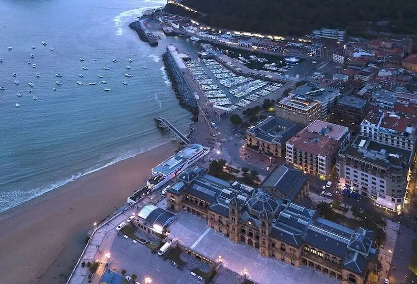 Fotos del hotel Lasala Plaza:  21