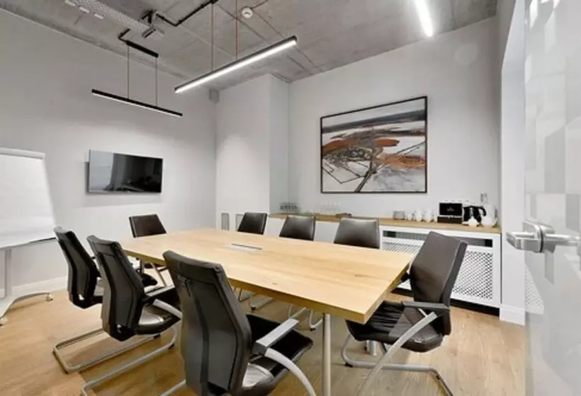Fotos del hotel Stradonia Serviced Apartments:  4