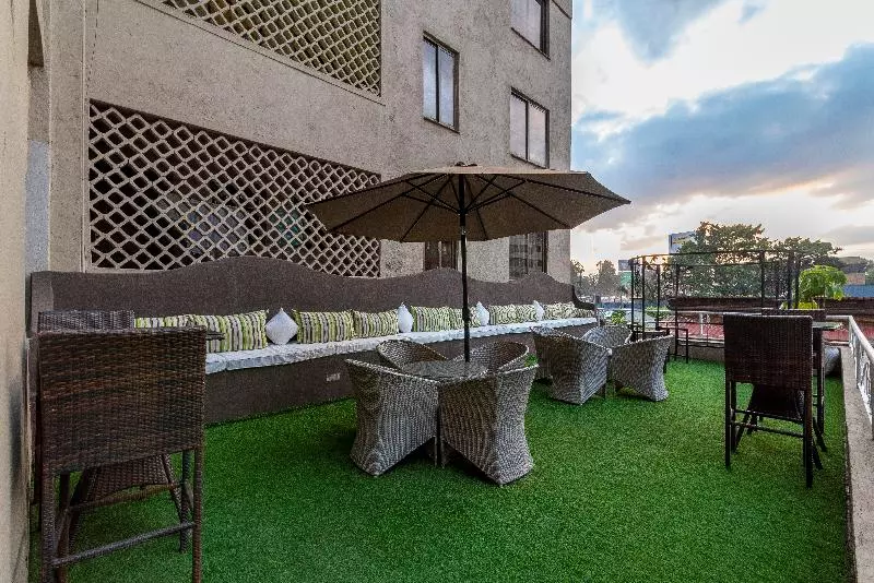 Fotos del hotel Eldon Villas:  5