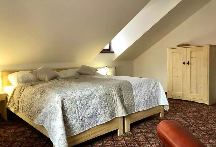 Fotos del hotel Familia:  9