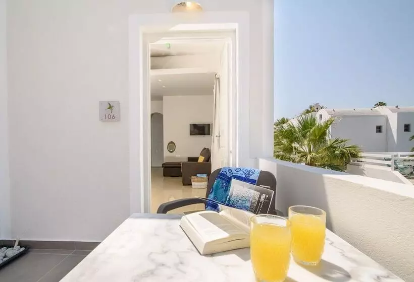 Fotos del hotel De Naxia Suites:  5