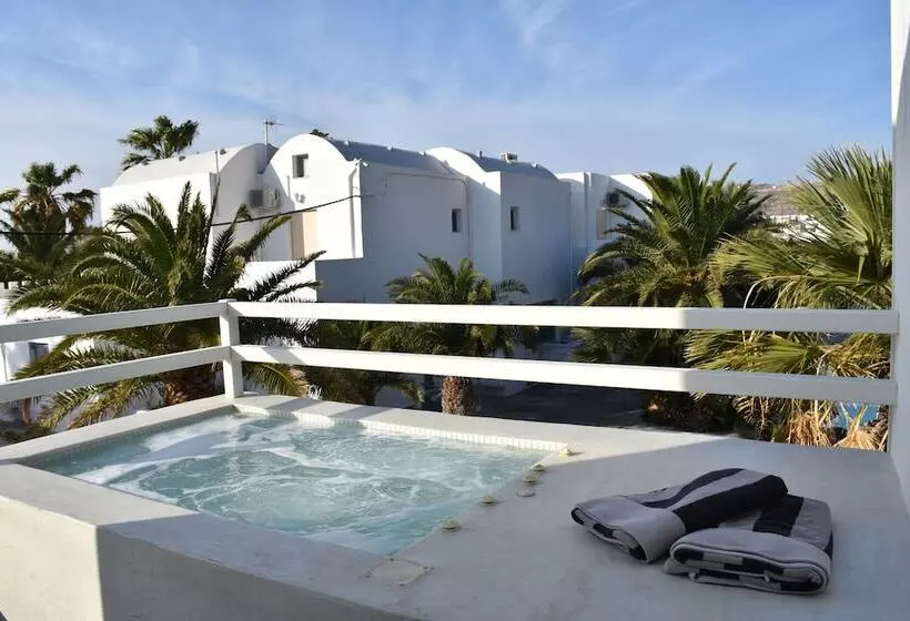 De Naxia Suites