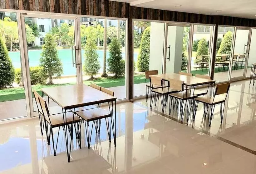 Fotos del hotel Le Breeze Resort:  5