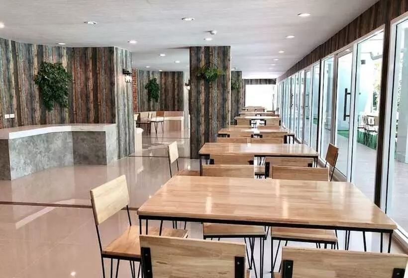 Fotos del hotel Le Breeze Resort:  4