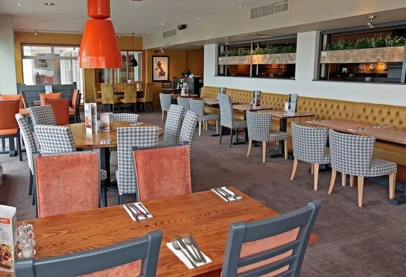Fotos del hotel Premier Inn Torquay:  3