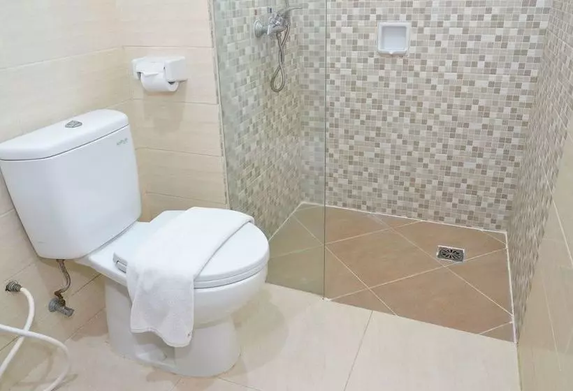 Fotos del hotel Zen Rooms Basic Kedung Sari Wonorejo:  16