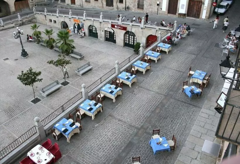 Fotos del hotel Alojamientos Plaza Mayor:  4