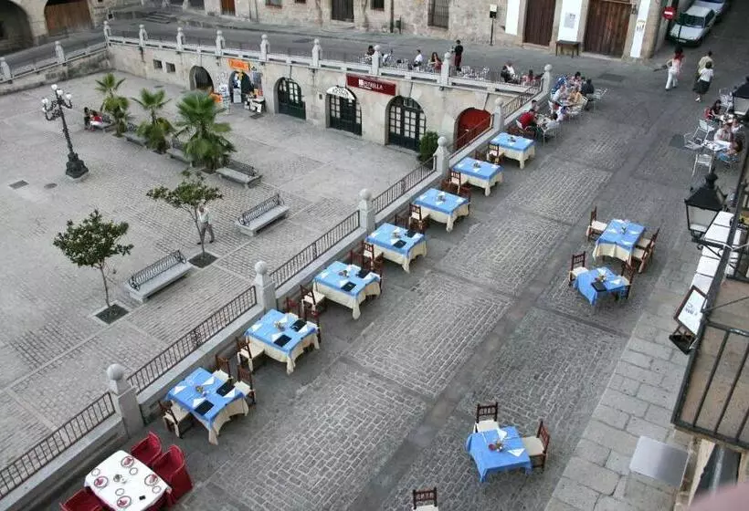 Fotos del hotel Alojamientos Plaza Mayor:  11