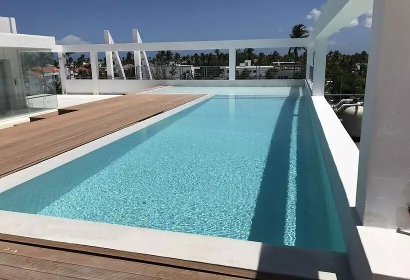 Fotos del hotel Ducassi Suites Rooftop Pool Beach Club & Spa:  12