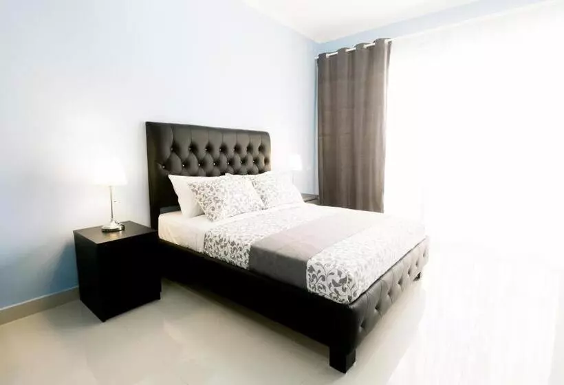 Fotos del hotel Ducassi Suites Rooftop Pool Beach Club & Spa:  2