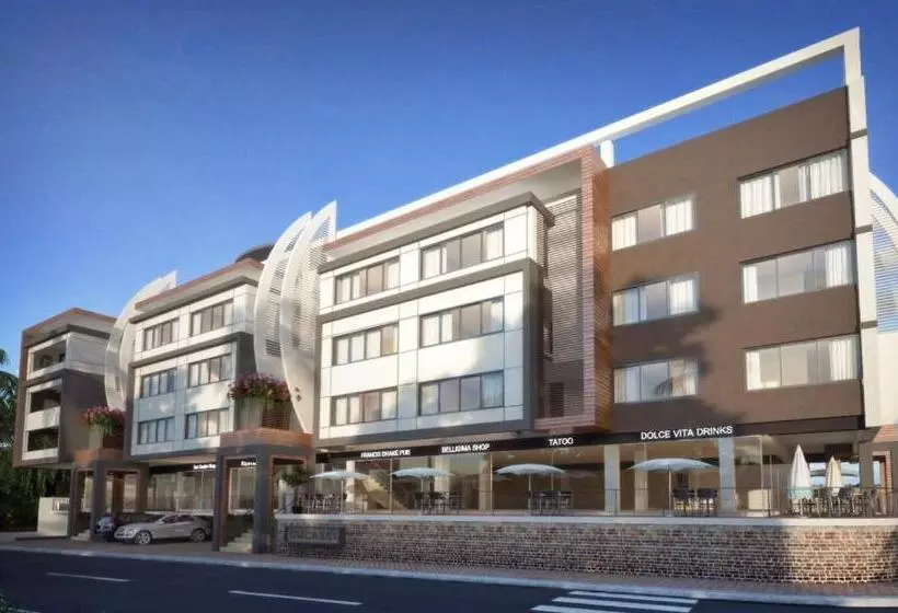 Ducassi Suites Rooftop Pool Beach Club & Spa