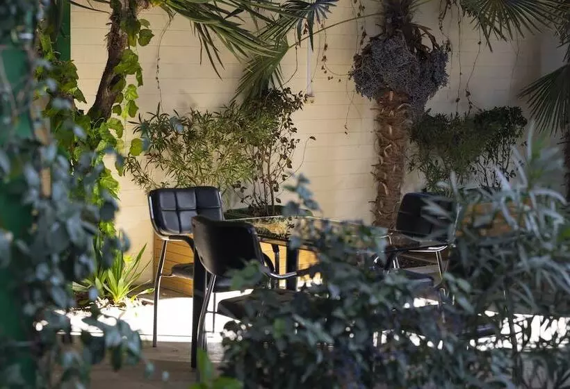 Fotos del hotel Vedzisi Garden:  7