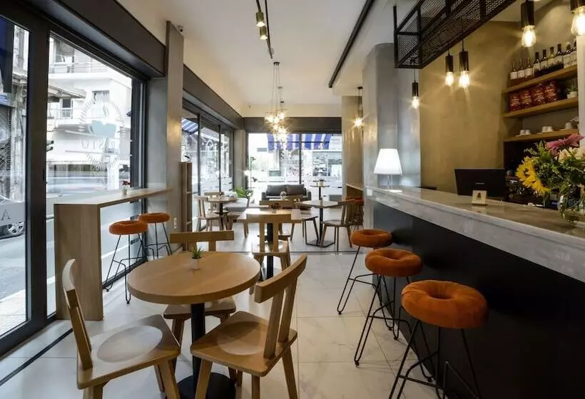Fotos del hotel Tins Boutique Suites:  8