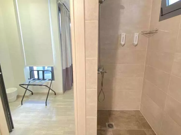 Fotos del hotel Tins Boutique Suites:  13