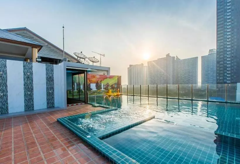 Fotos del hotel Golden Jomtien Beach:  13