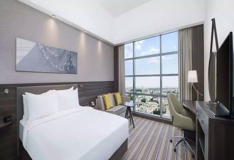 Fotos del hotel Hampton By Hilton Dubai Airport:  2