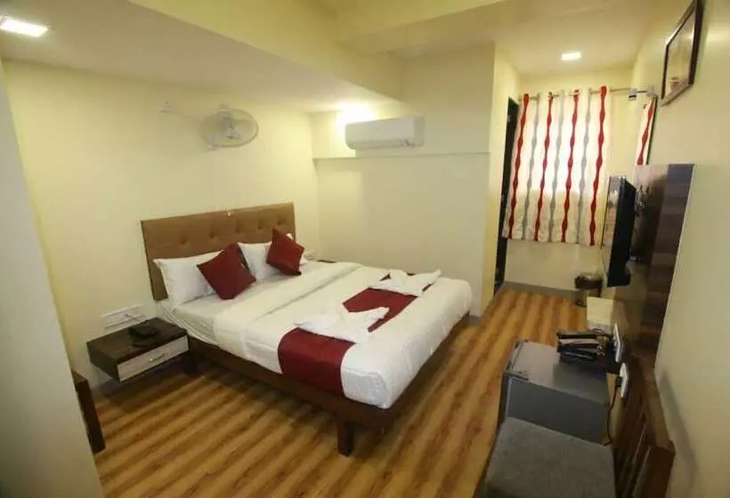 Fotos del hotel Alfa International:  4