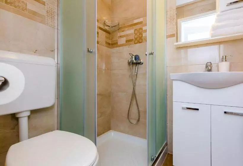 Fotos del hotel Rooms Baza:  7