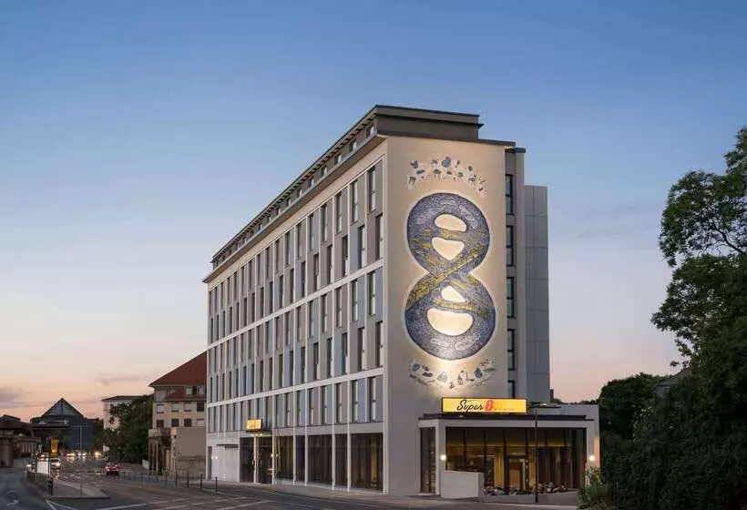 Fotos del hotel Super 8 By Wyndham Dresden:  19