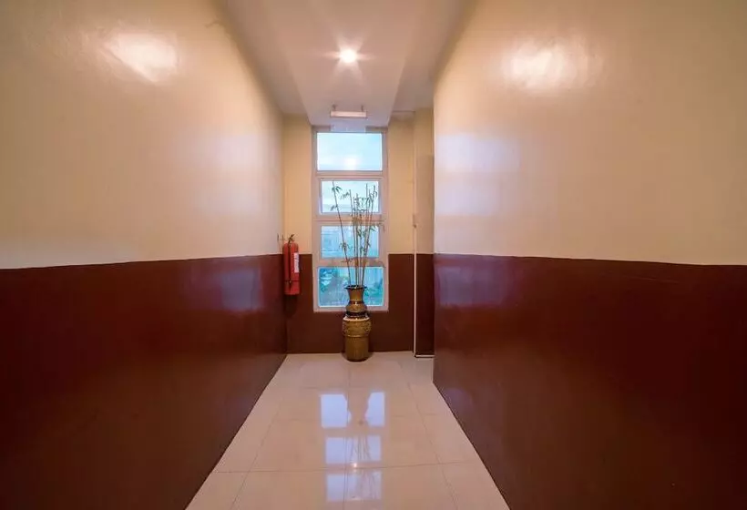 Fotos del hotel Reddoorz Plus @ Balibago Angeles City 2:  3