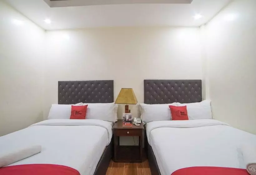 Fotos del hotel Reddoorz Plus @ Balibago Angeles City 2:  9