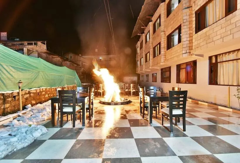 Fotos del hotel Kapoor Resort:  6